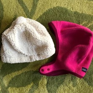 2 winter hats for 3-9 months